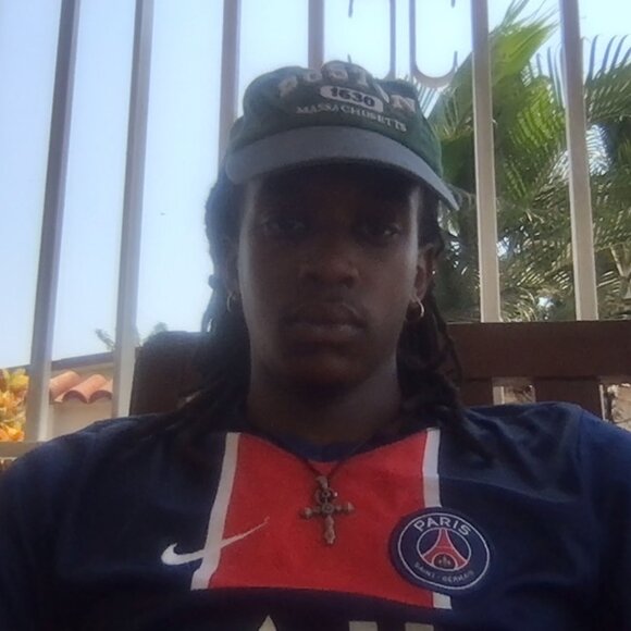 Meet your Posher,Sunny! - Picture 1 of 1